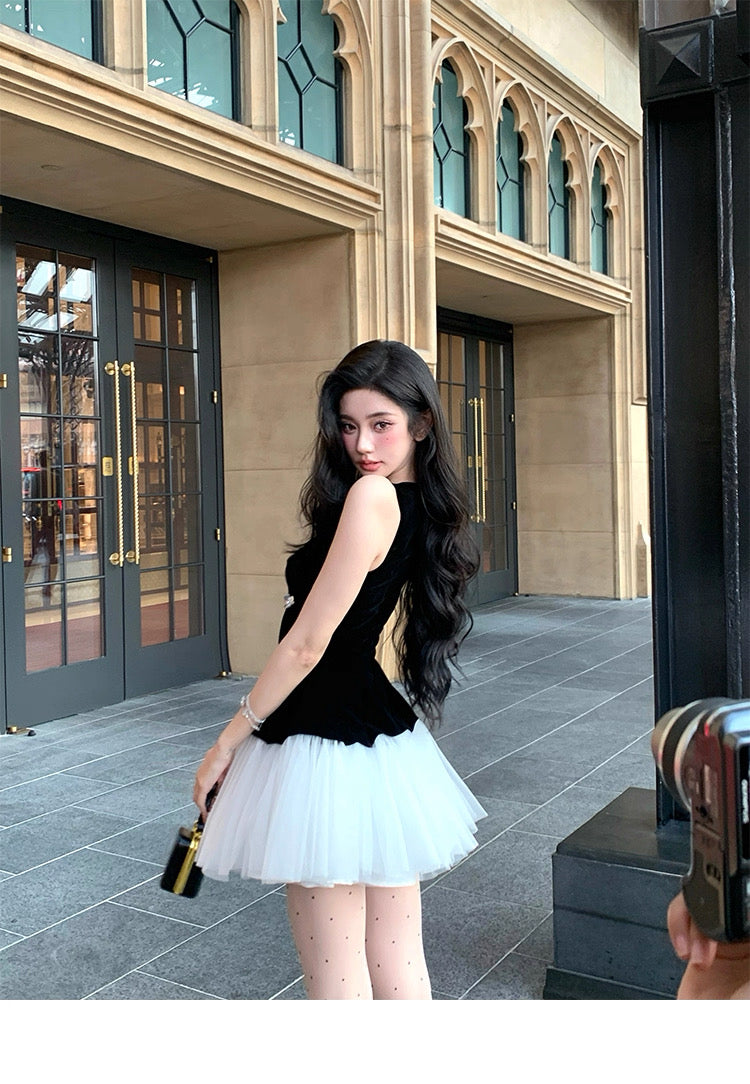 Noir Pearl Tulle Set
