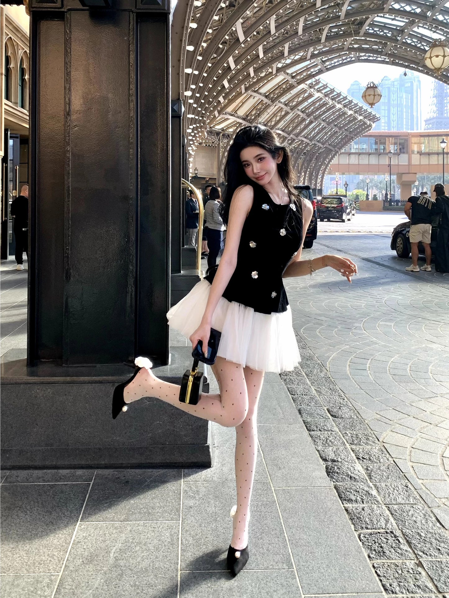 Noir Pearl Tulle Set