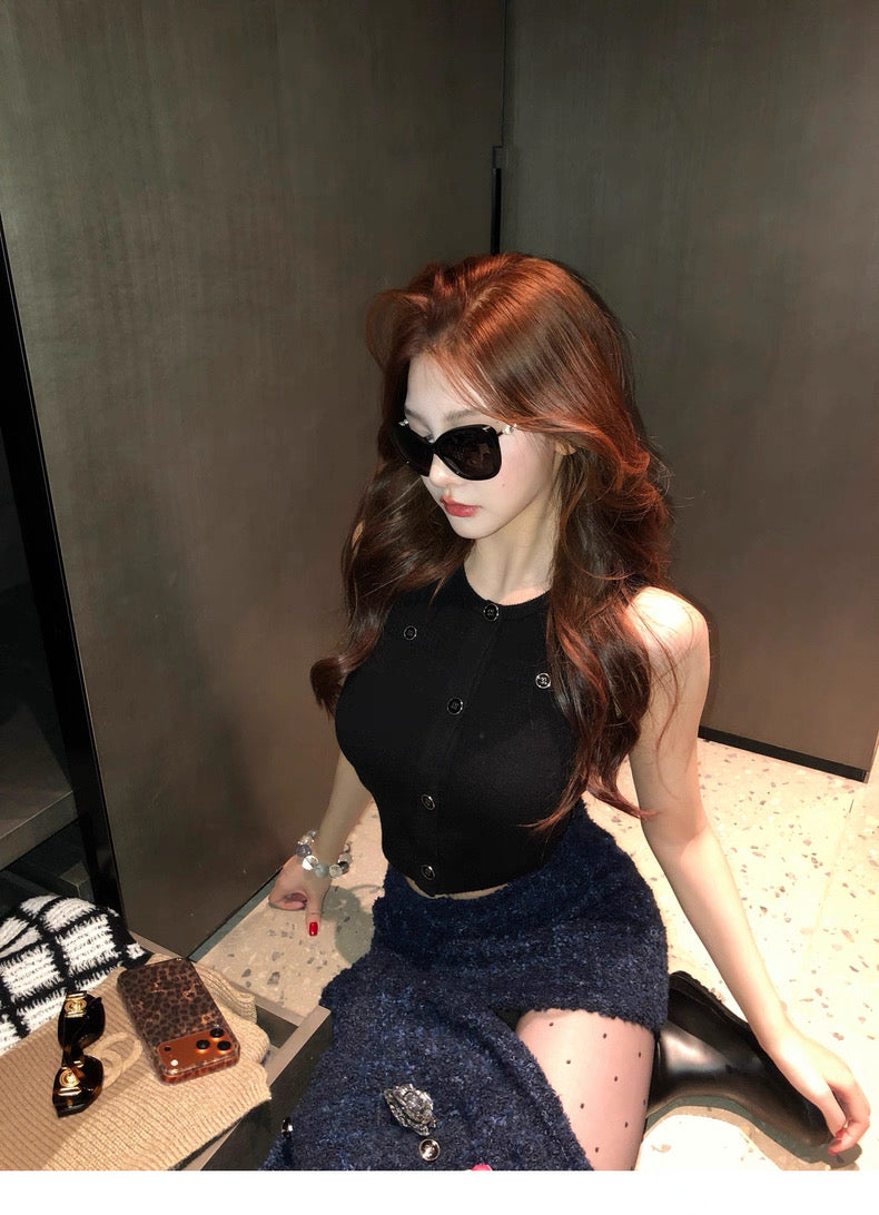 Black Button Curve Tank