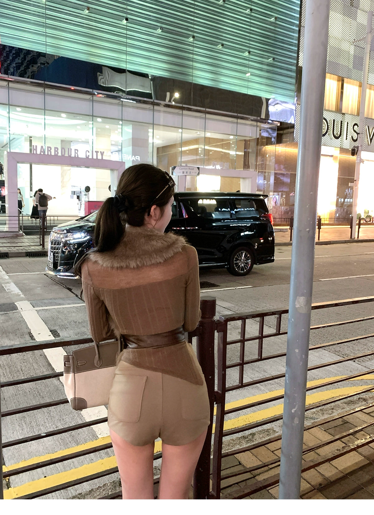 kubiliv [Tokyo Vibe] vintage halter back imitation mink fur waist fur vest sleeveless jacket