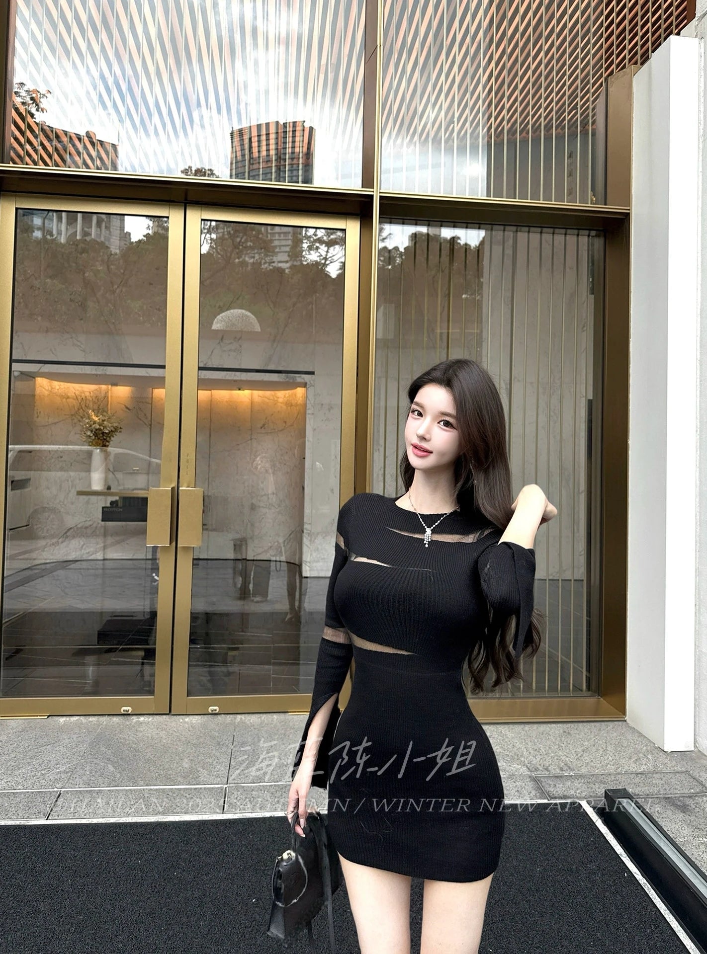 Sculpt Contour Dress