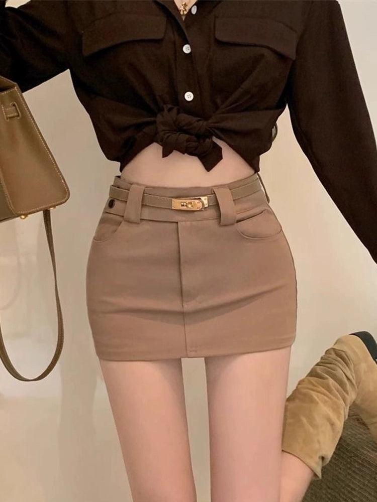 Sleek Belt Skirt