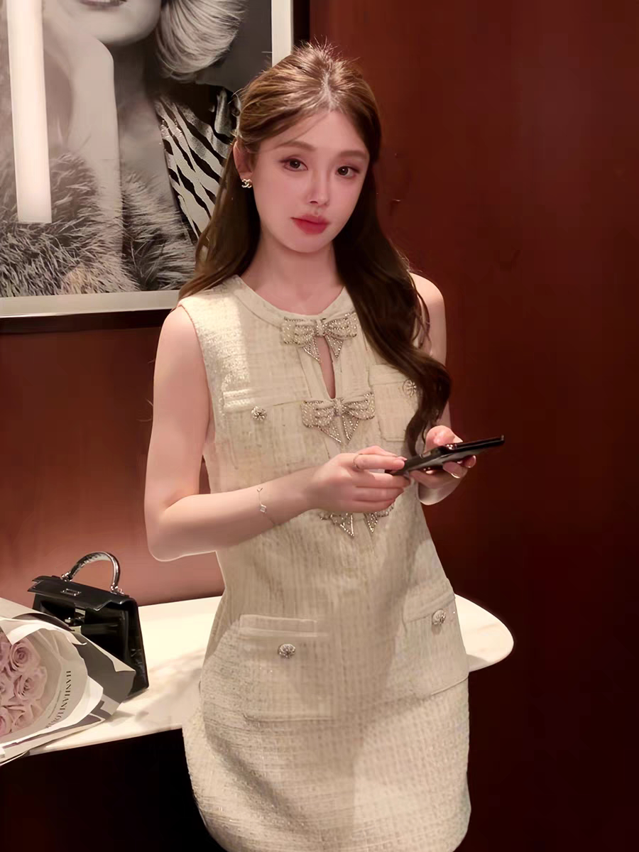 Classic Bijou Ribbon Dress